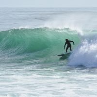 independent-surfer-square